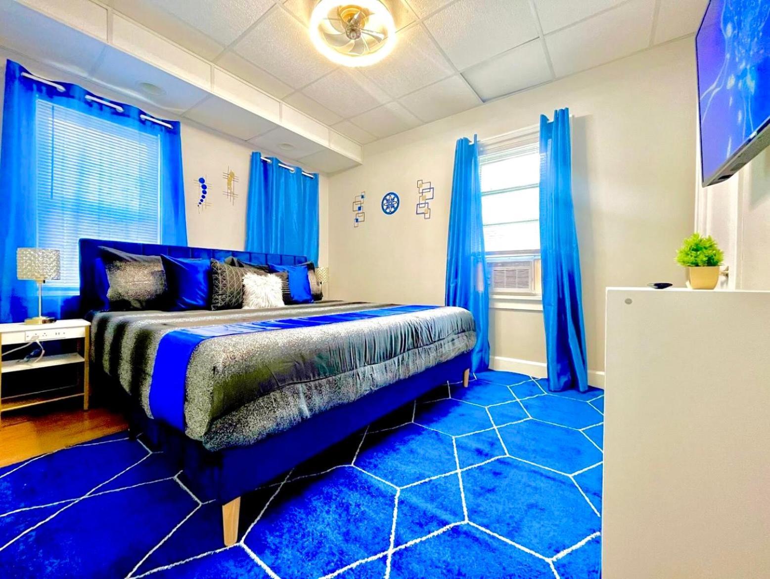 The Sapphire Haven - Your Old Brooklyn Oasis Awaits Families, Couples, Business Travelers Near Downtown With Parking, 300 Mb Wifi & Self Check-In Кливланд Екстериор снимка