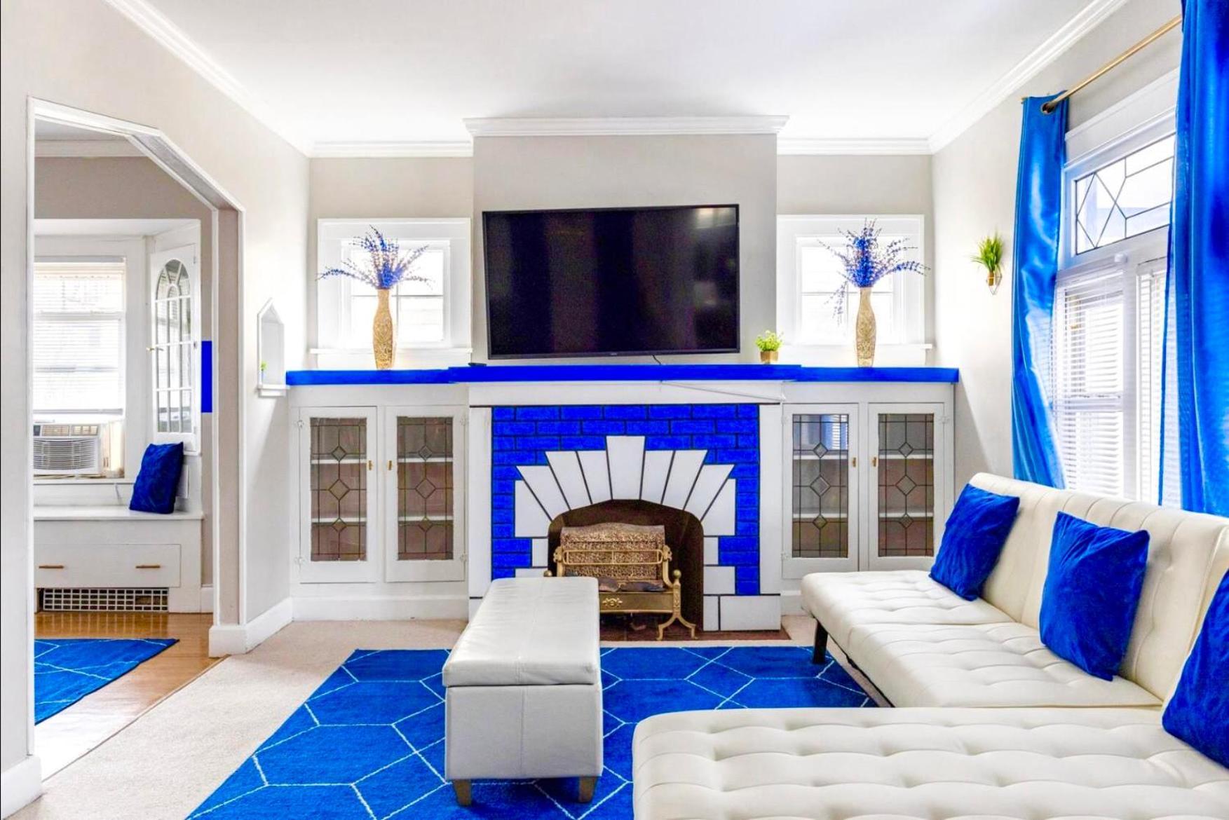 The Sapphire Haven - Your Old Brooklyn Oasis Awaits Families, Couples, Business Travelers Near Downtown With Parking, 300 Mb Wifi & Self Check-In Кливланд Екстериор снимка