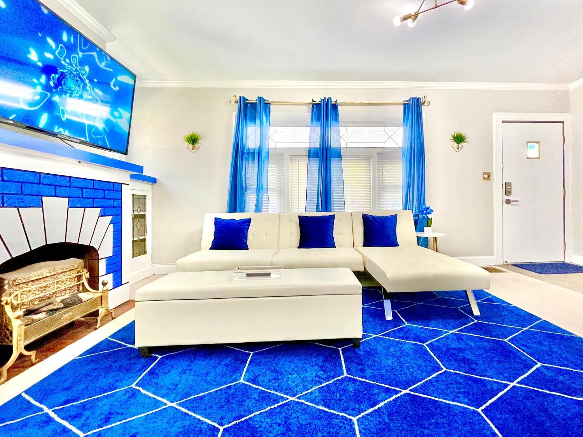 The Sapphire Haven - Your Old Brooklyn Oasis Awaits Families, Couples, Business Travelers Near Downtown With Parking, 300 Mb Wifi & Self Check-In Кливланд Екстериор снимка