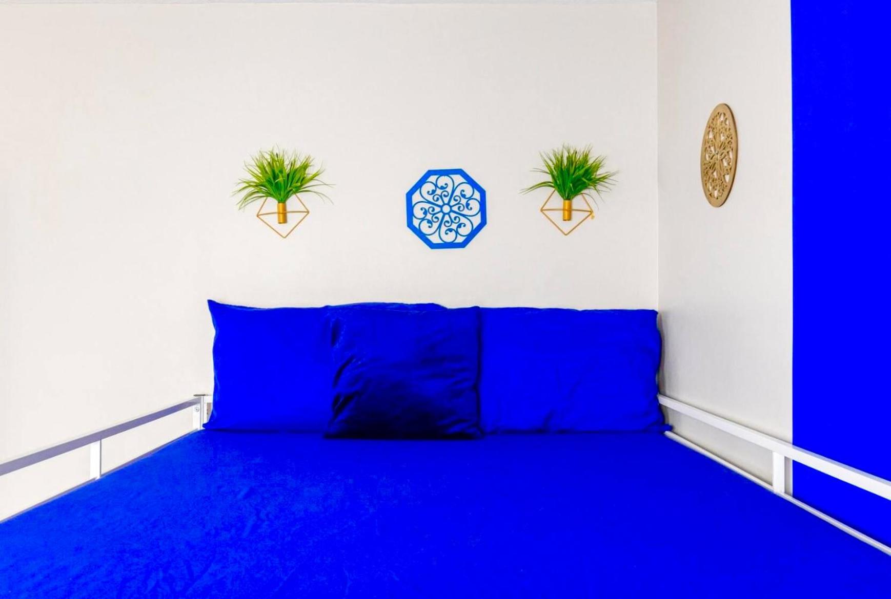 The Sapphire Haven - Your Old Brooklyn Oasis Awaits Families, Couples, Business Travelers Near Downtown With Parking, 300 Mb Wifi & Self Check-In Кливланд Екстериор снимка