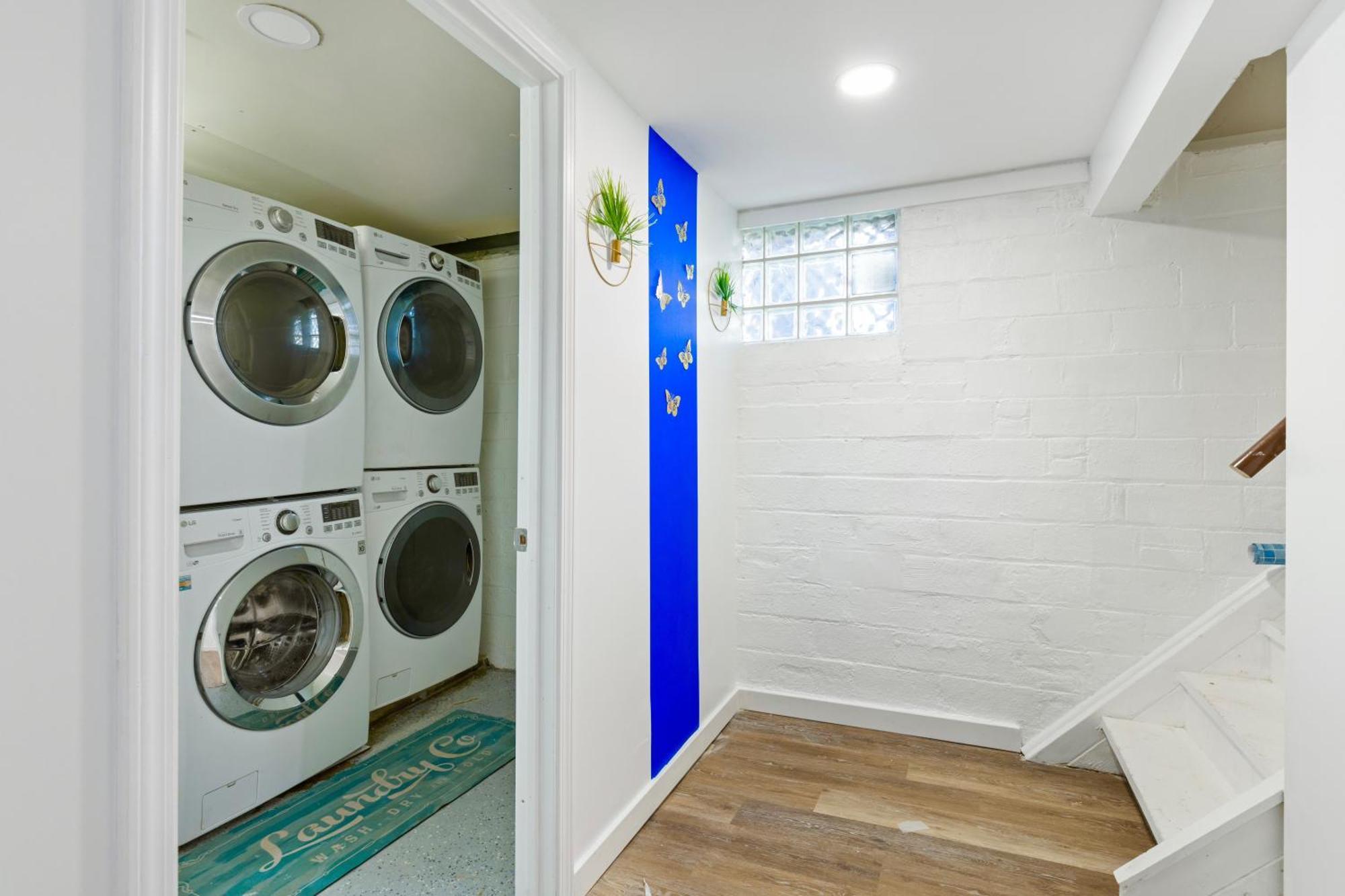 The Sapphire Haven - Your Old Brooklyn Oasis Awaits Families, Couples, Business Travelers Near Downtown With Parking, 300 Mb Wifi & Self Check-In Кливланд Екстериор снимка